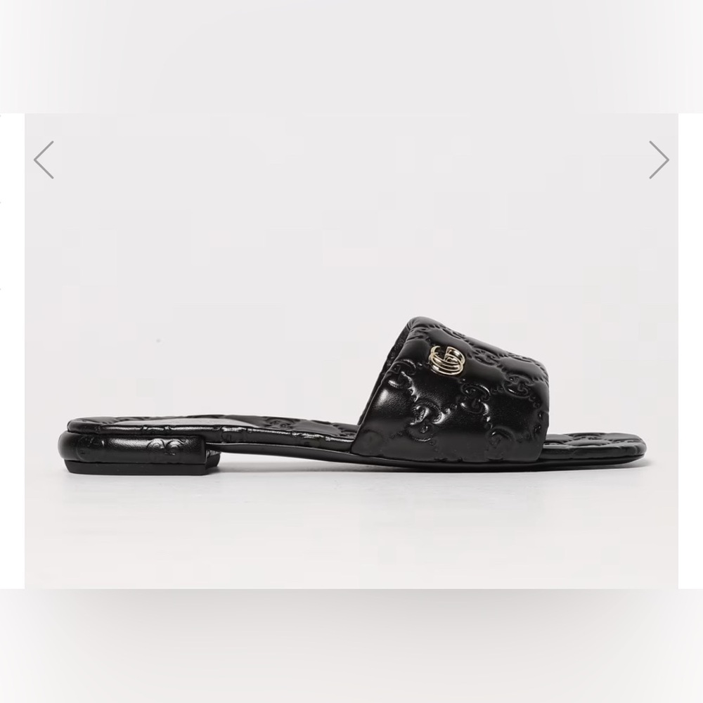 Gucci ‘GG’ Black Leather Slide